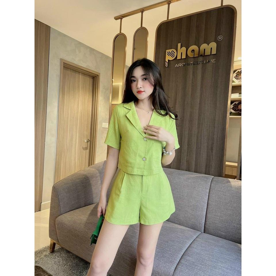 Sét bộ tuyết mưa áo vest croptop phối quần đùi ống rộng màu sắc xinh xắn dạo phố, đi biển