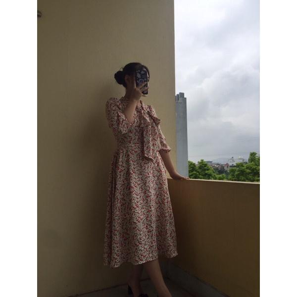 Váy buộc nơ to hoa nhí