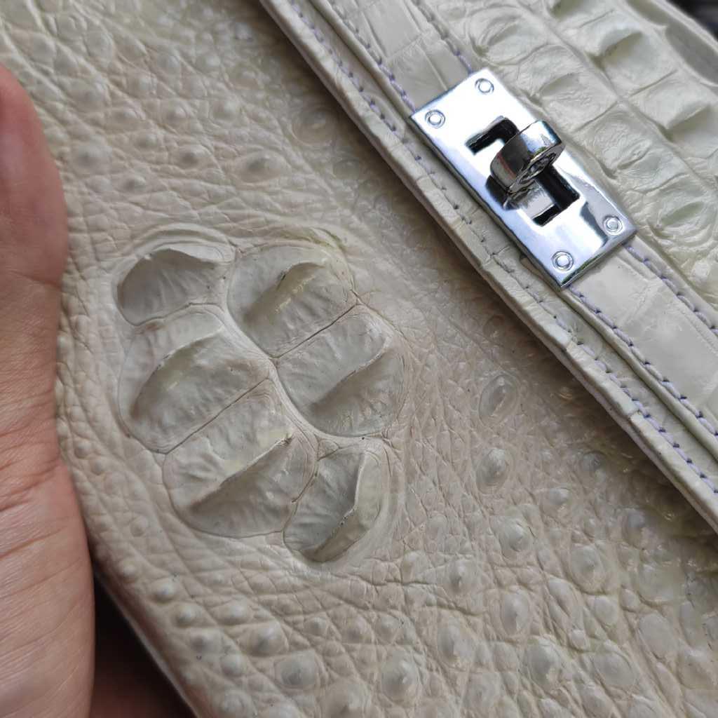 Túi nữ cá sấu Bạch tạng trắng tinh tuyền!