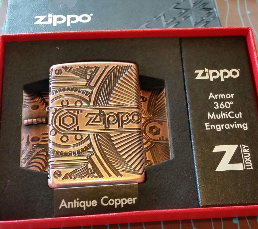 Bật Lửa Zippo Gears 29523