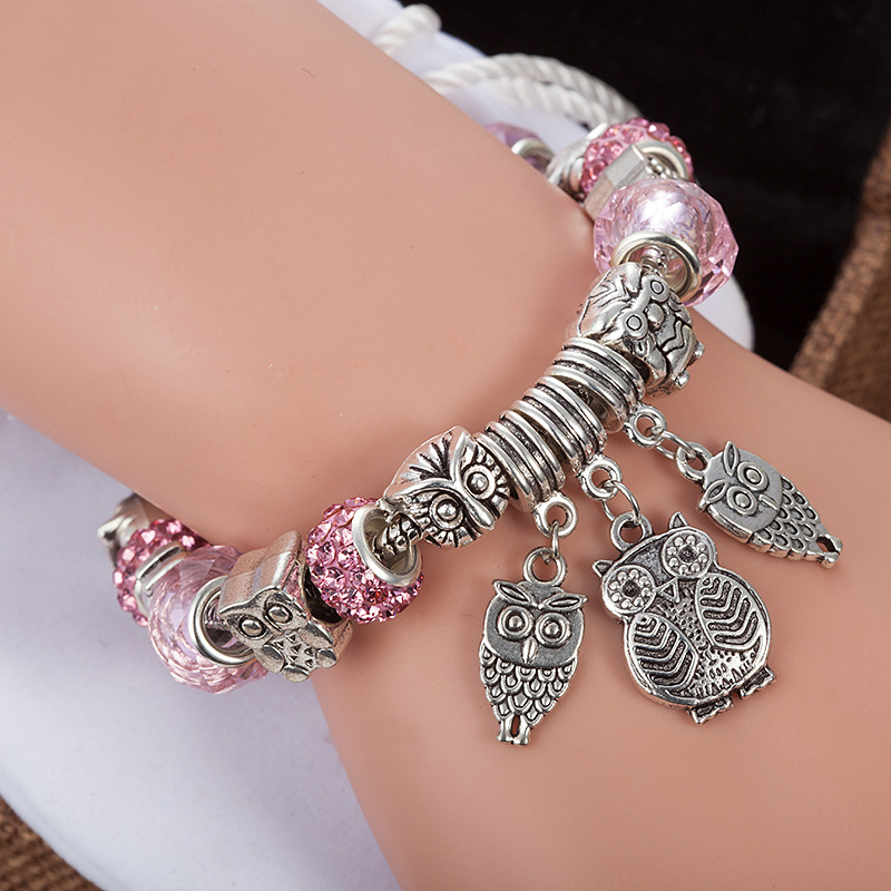 Vòng charm nhiều hạt bền đẹp dễ thương