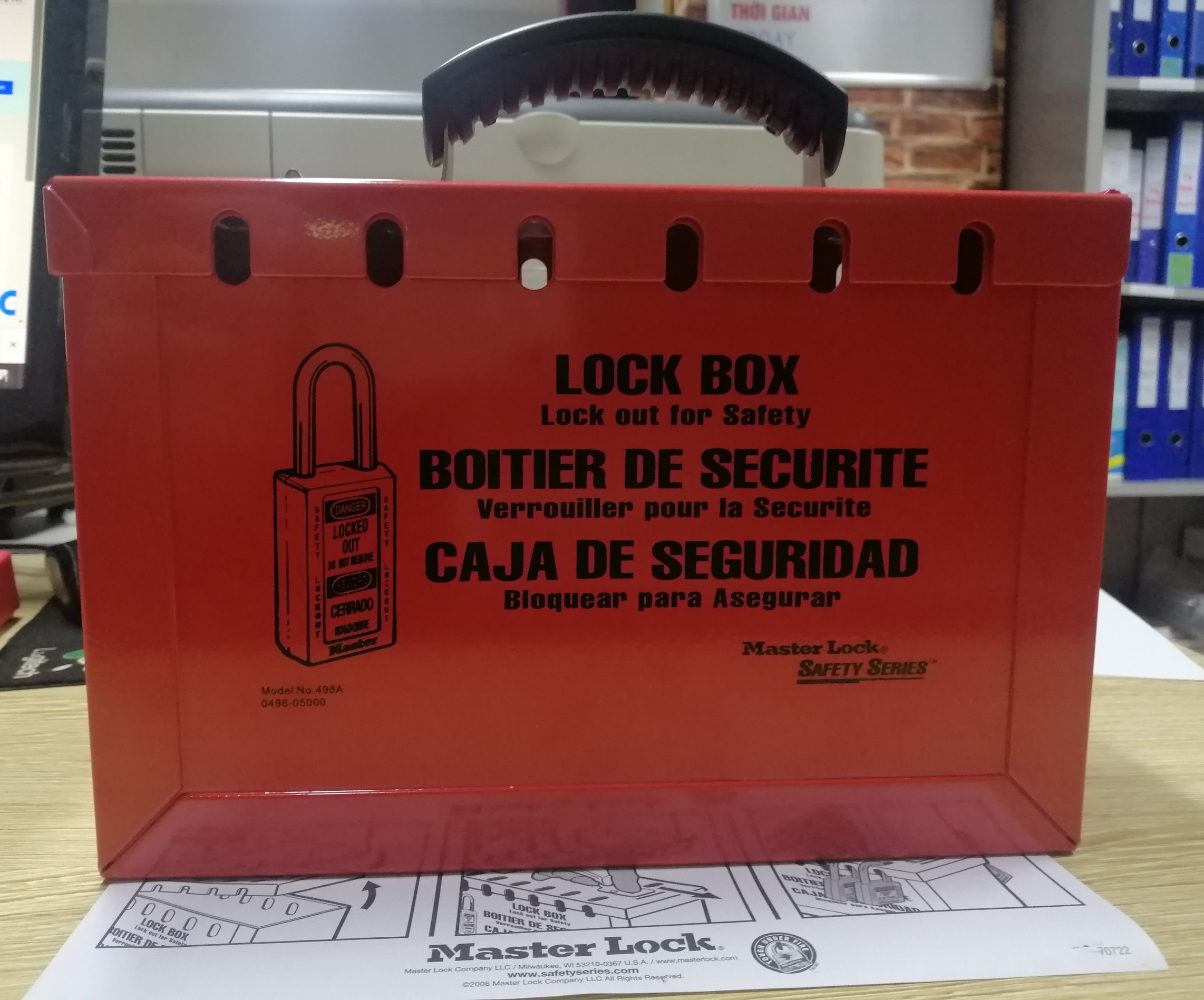 Hộp khóa nhóm Master Lock 498A