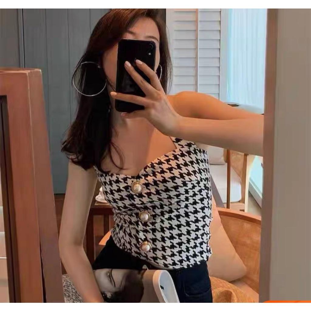 MS542 Áo yếm hoạ tiết hở rốn cúc ngọc