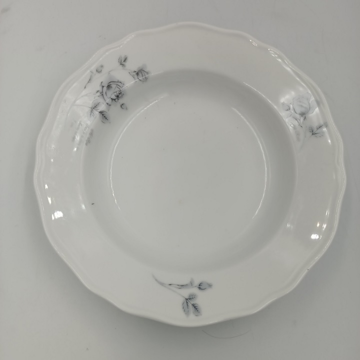 Đĩa Sứ Hoa Hồng Đen Kích Thước 20.5 CM Hàng Nhập Khẩu Cao Cấp