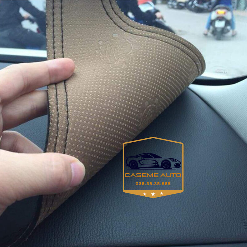 [KIA K3] Thảm Taplo 3 Lớp Dành Cho Xe  KIA K3, Nhung Lông Cừu Và Da Vân Carbon Cao Cấp - Hàng Chính Hãng