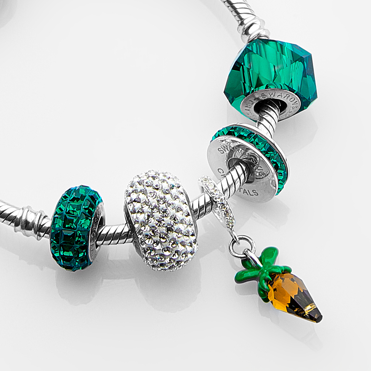Lắc Tay Tropicana Phối Charm Swarovski Pha Lê Cà Rốt 5 Size
