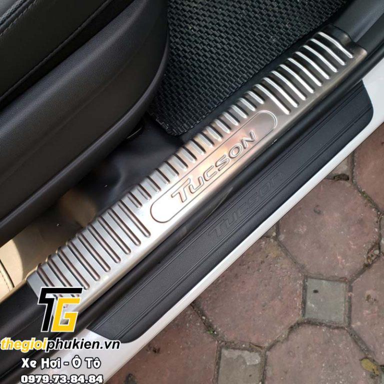 Bộ Ốp bậc, Nẹp bước chân INOX Hyundai Tucson 2022