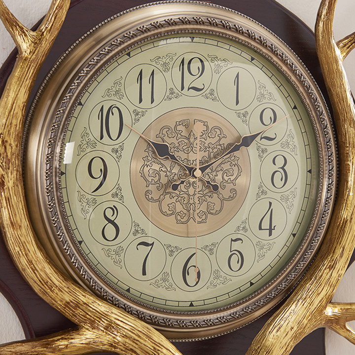 Đồng hồ treo tường hình đầu hươu 57x47cm. Thiết kế hiện đại sang chảnh