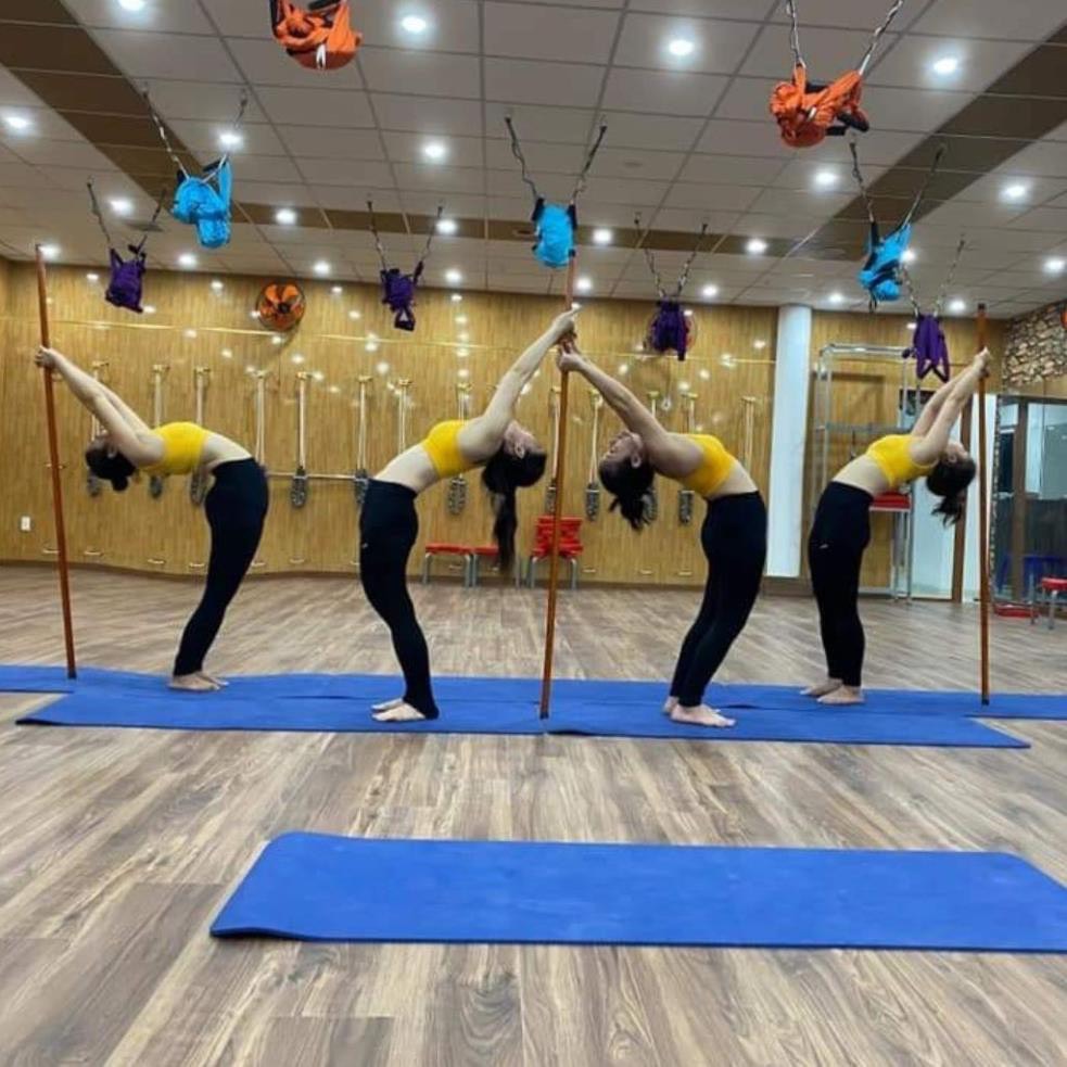 Gậy tập thể dục, yoga, Aerobic, dưỡng sinh gỗ 160cm