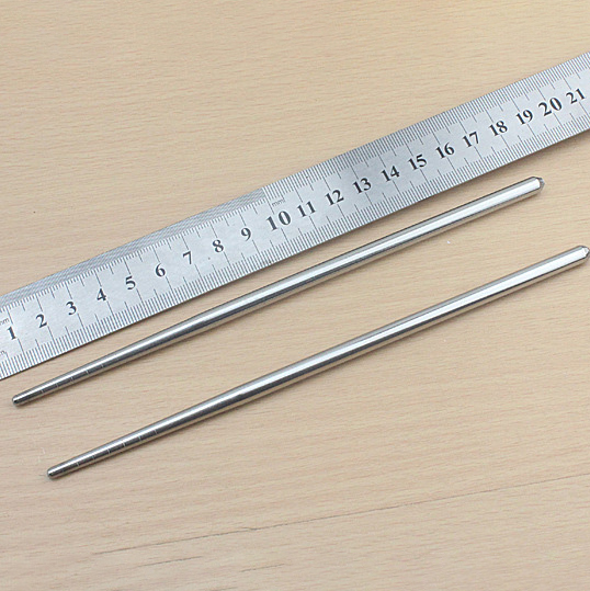 Bộ thìa đũa bằng inox 304 kèm hộp đựng sạch sẽ hiện đại