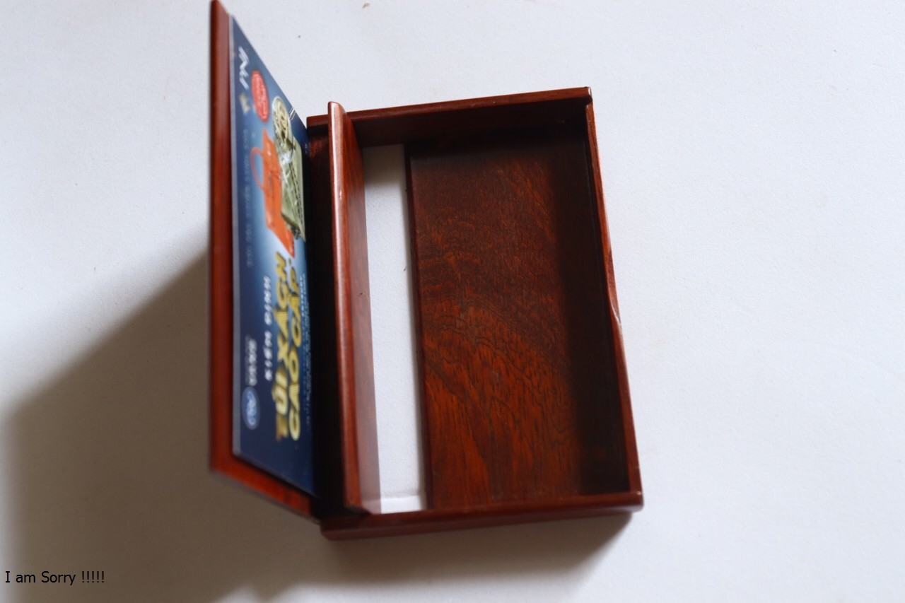 Hộp gỗ đựng danh thiếp  gỗ quý màu đỏ
