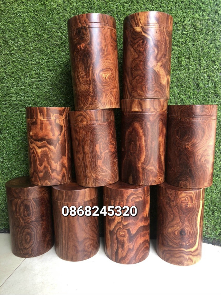 Hộp đựng chè ,trà bằng gỗ trắc kt cao 24 thân tròn 14cm