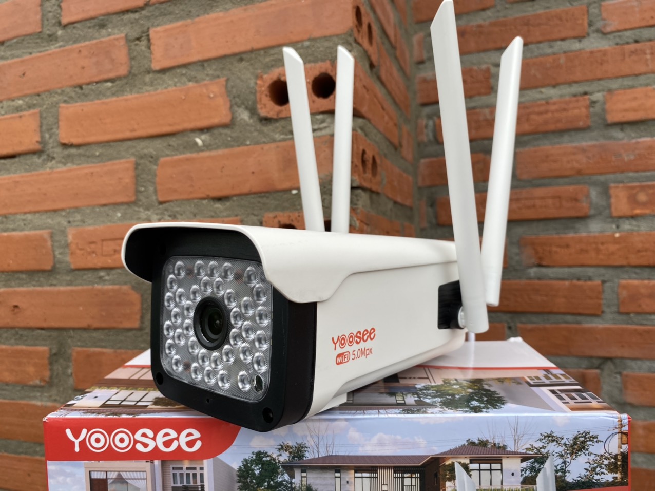 Camera Ip Wifi Ngoài Trời Yoosee GW-218S - 4 Râu Bắt Wifi Cự Mạnh  Full HD 1080P - Có Màu Ban Đêm - Hàng Chính Hãng