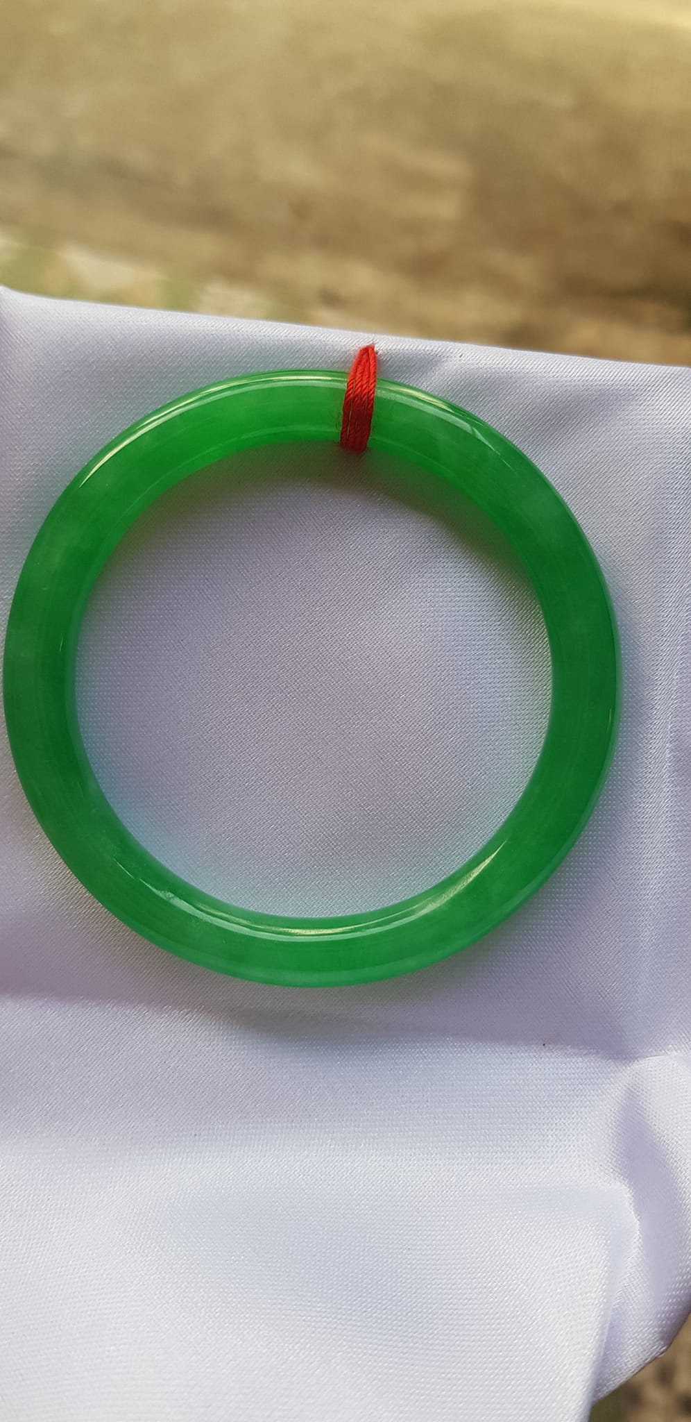 Vòng tay nữ đá cẩm thạch Đậu Đẹp I 50mm x cọng 7mm Vòng màu xanh lá tươi bóng đẹp hợp mệnh Mộc mệnh Hỏa mệnh thủy Nữ 50kg - 54kg đeo ạ