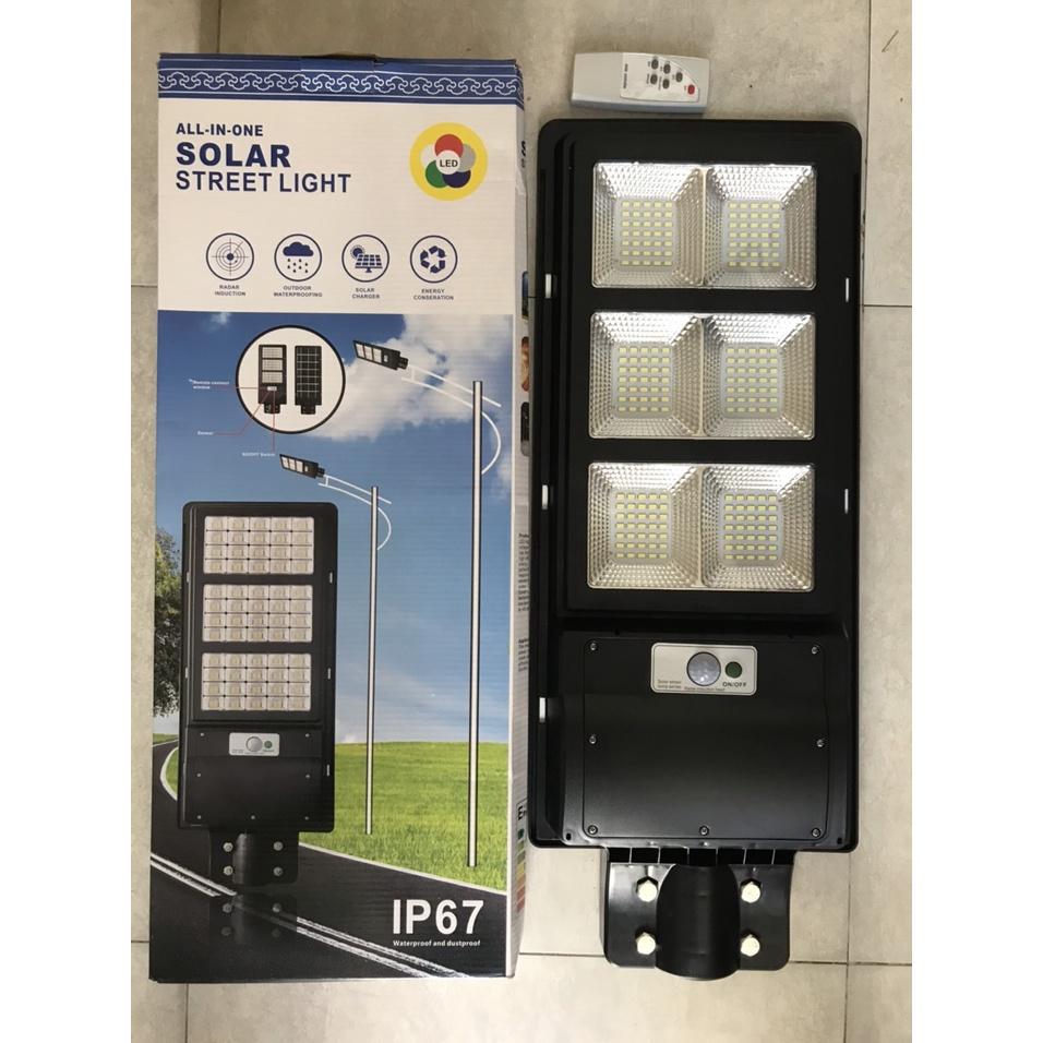 Đèn đường liền thể NLMT 150W, có remote