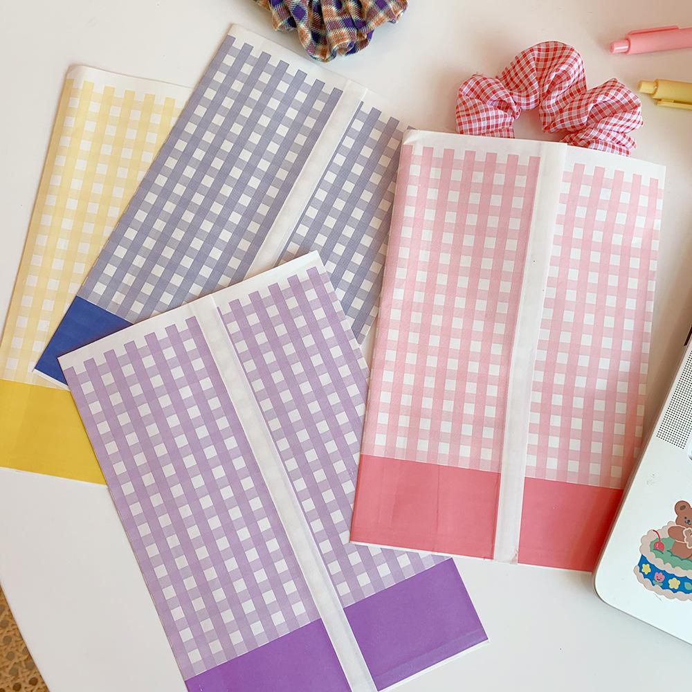 1 Túi Giấy Đựng Quà Họa Tiết Sọc Caro