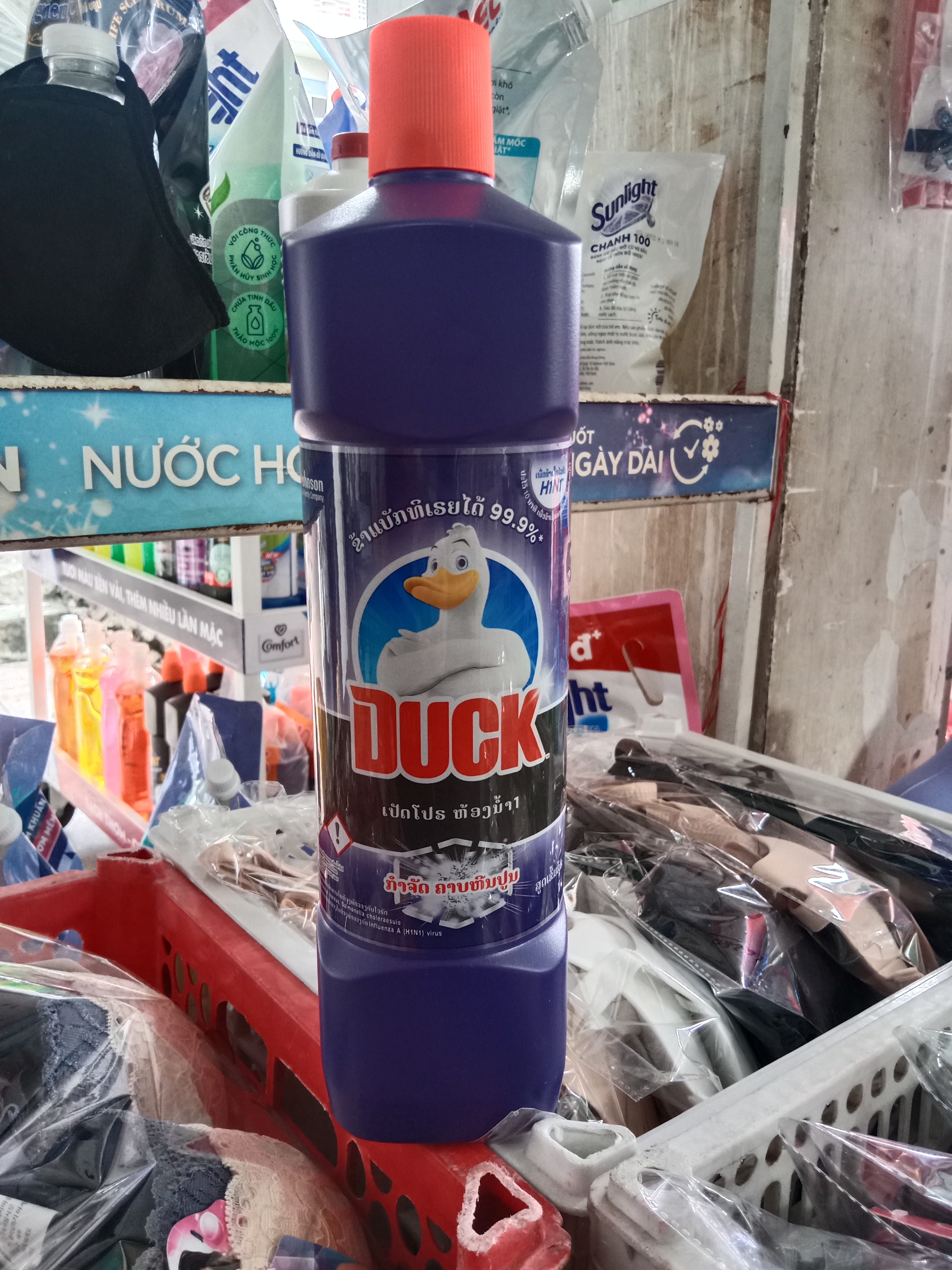 Nước tẩy bồn cầu Duck Thái Lan 