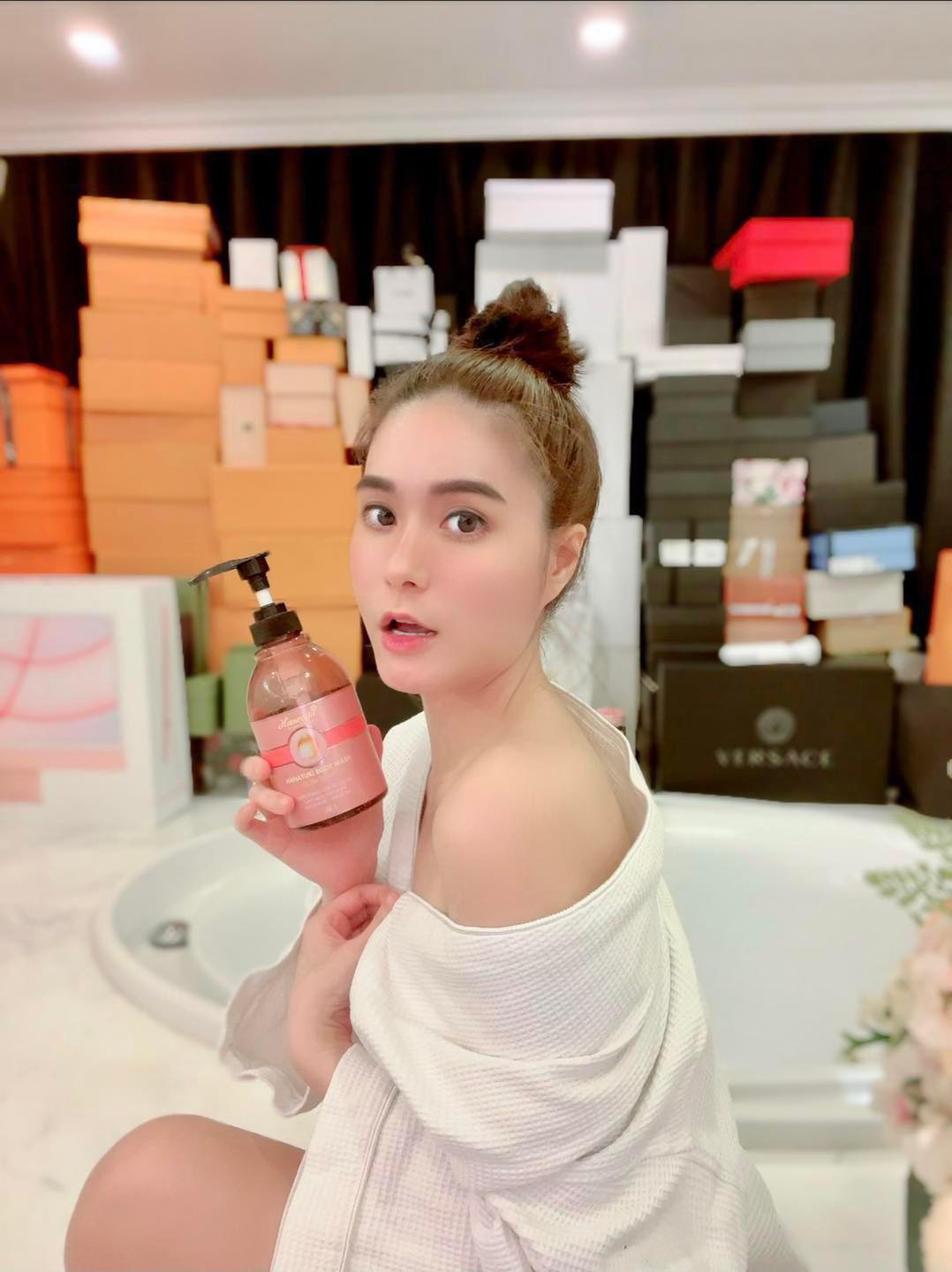 Sữa Tắm Thảo Dược Body Wash Hanayuki Chính Hãng Dưỡng Trắng Cấp Ẩm Sạch Mụn Cơ Thể 500g