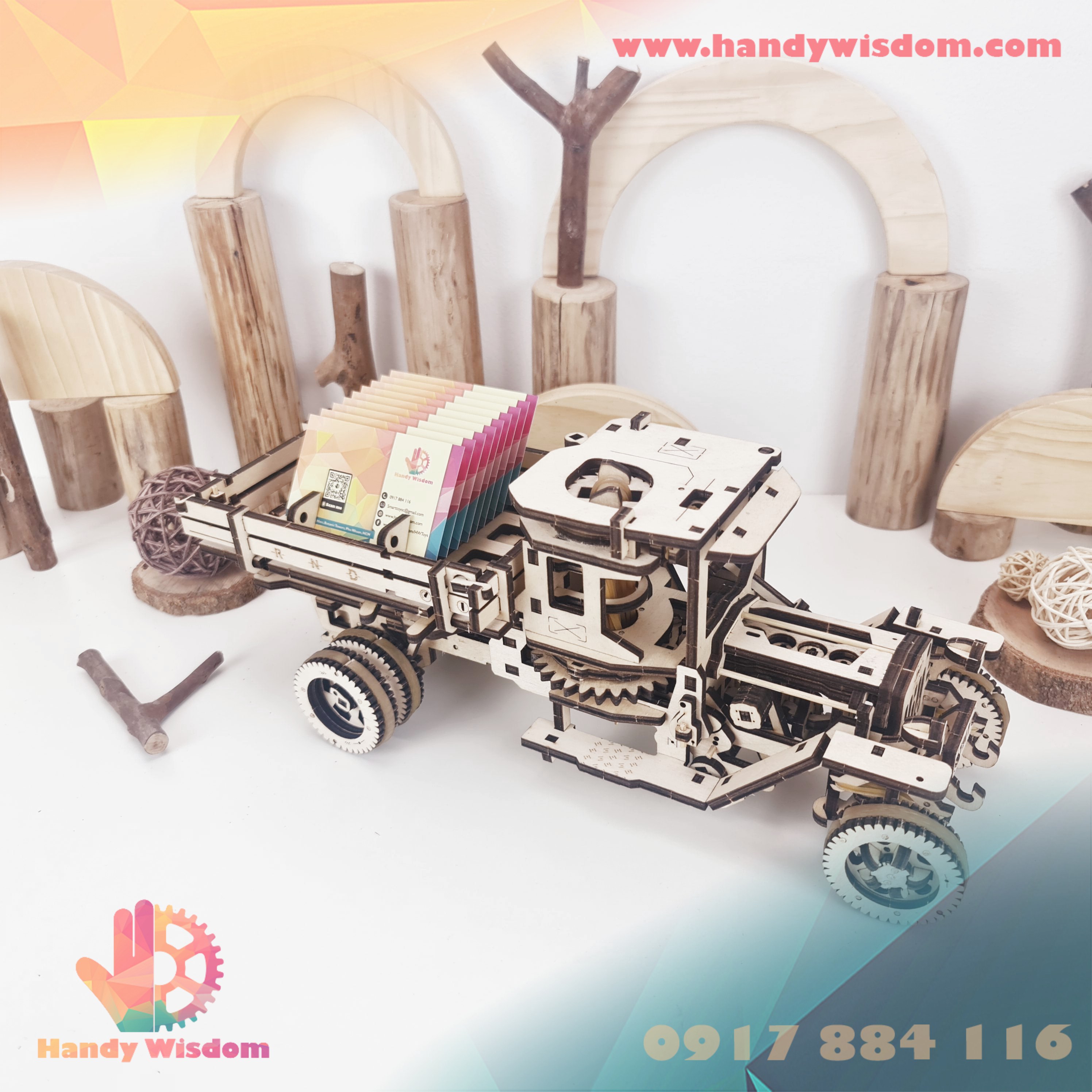 Mô hình gỗ chuyển động - Xe bán tải UGM-11