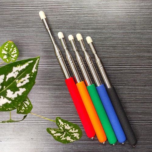 Que chỉ bảng - Que chỉ bản đồ Inox có dây đeo , đầu bọc nỉ mềm, tay cầm bằng nhựa, Giáo cụ dạy học cho giáo viên