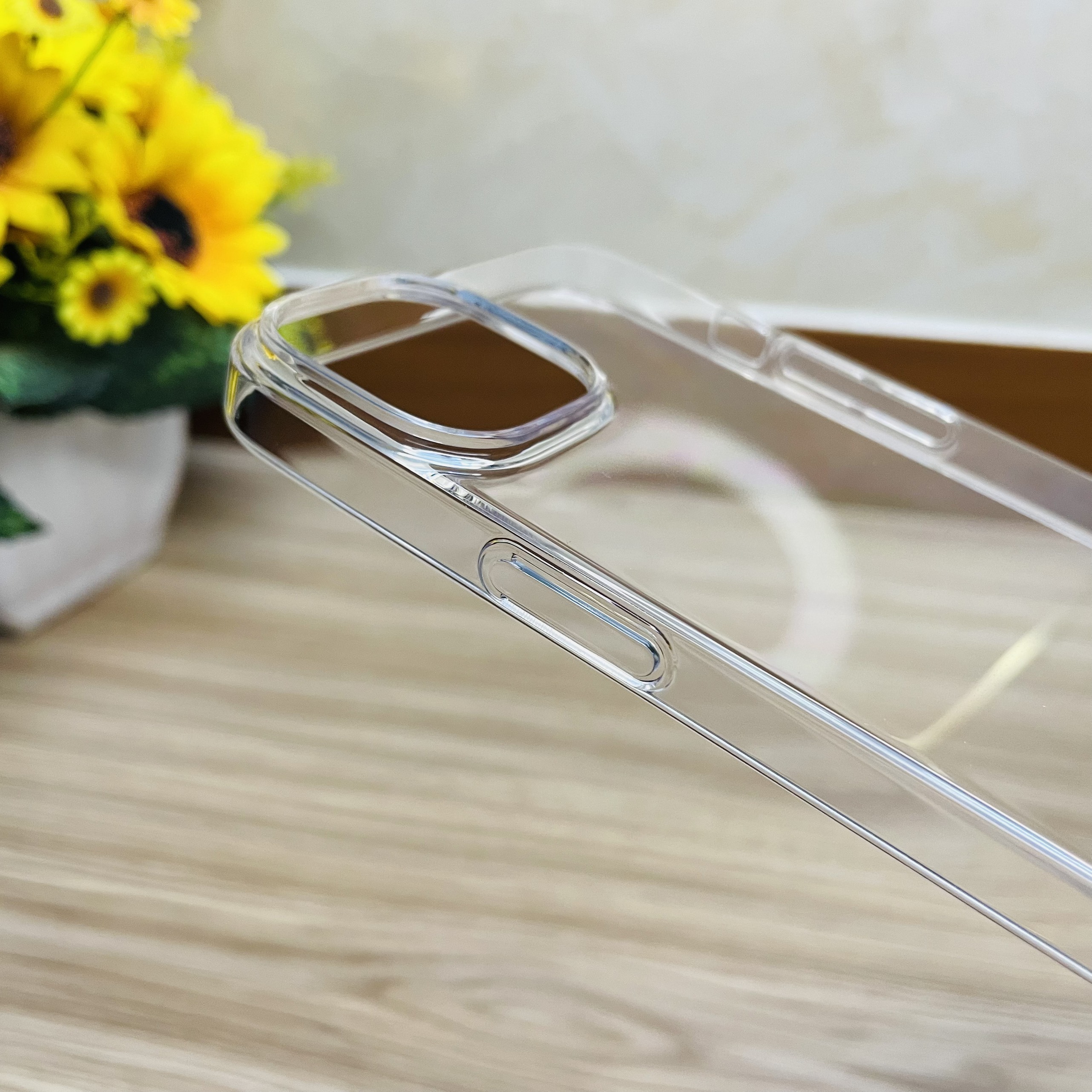 Ốp lưng dành cho iPhone 14 Plus Memumi trong suốt không ố vàng- Hàng chính hãng