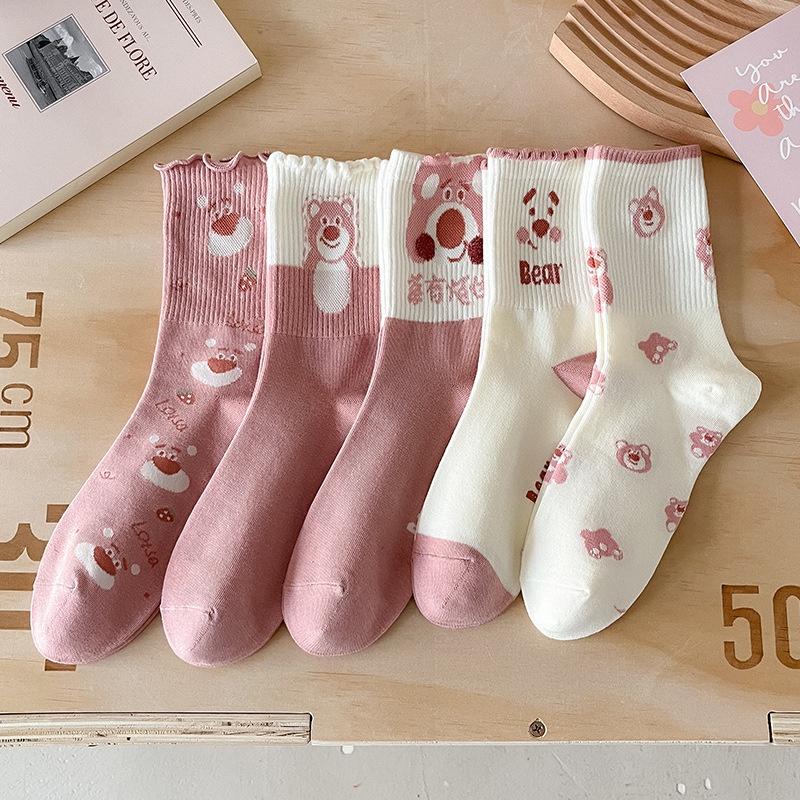 Tất vớ cổ cao chú gấu con dễ thương nhiều kiểu dễ thương dành cho nữ