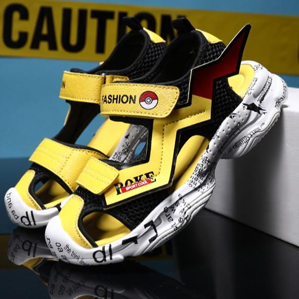 Giày Sandal bít mũi đế mềm chống trượt hình Pikachu bé trai 2021 (hot