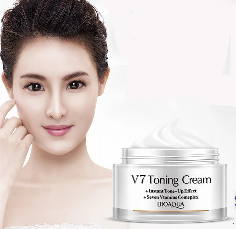 Kem Dưỡng Trắng Bioaqua V7 Toning Light Cream nội địa Trung