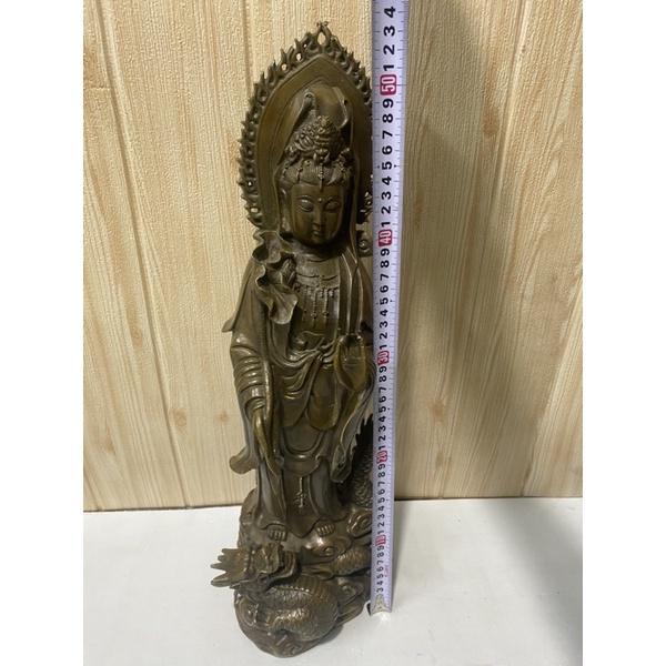 Tượng mẹ quan âm bằng đồng