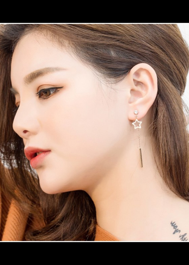 Bông tai titanium ngôi sao cao cấp không đen BHBT327