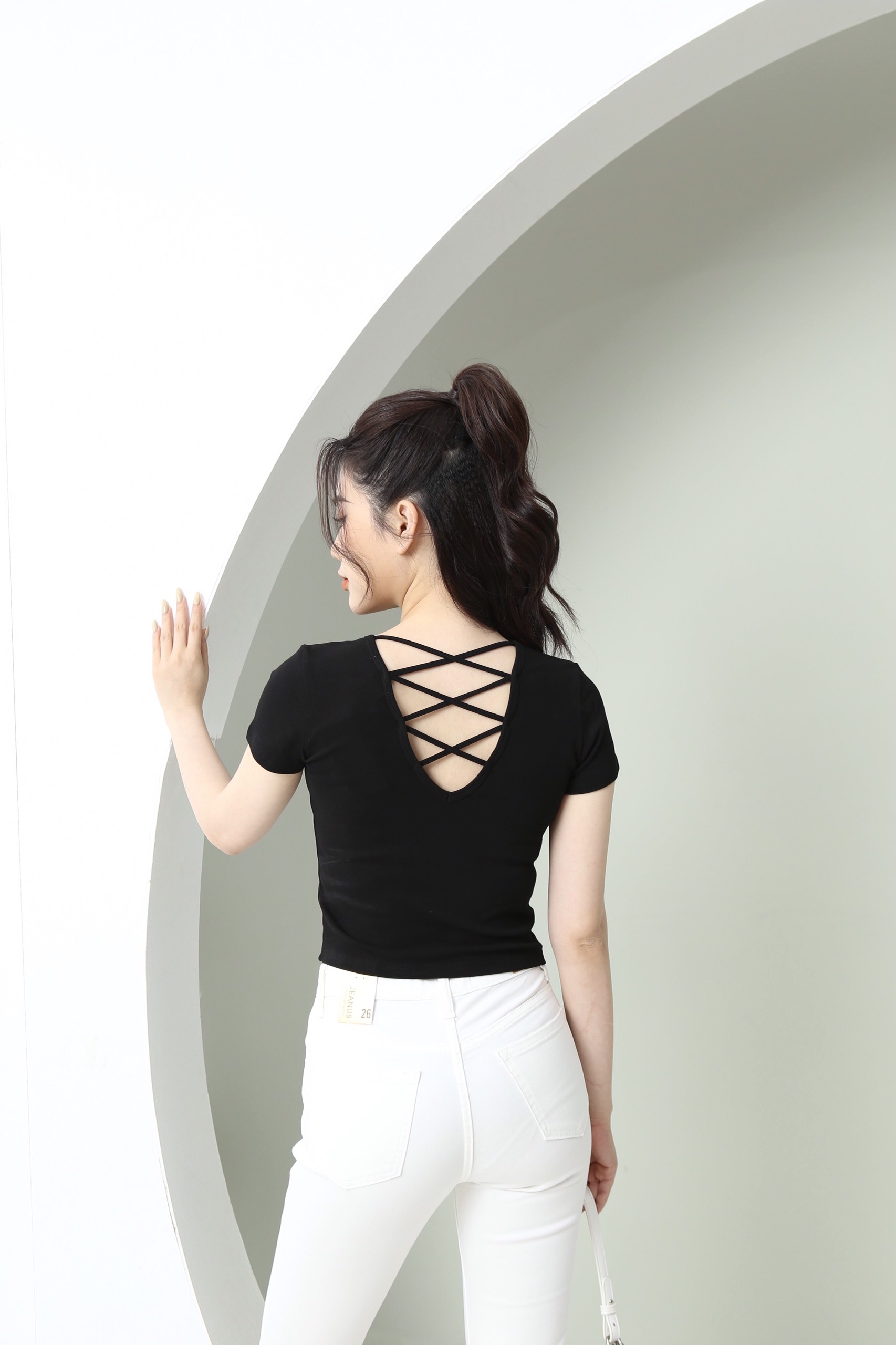 Áo Thun Nữ Croptop Đan Dây Sau, Áo Croptop Nữ Basic Vải Bozip Co Giãn CT Women