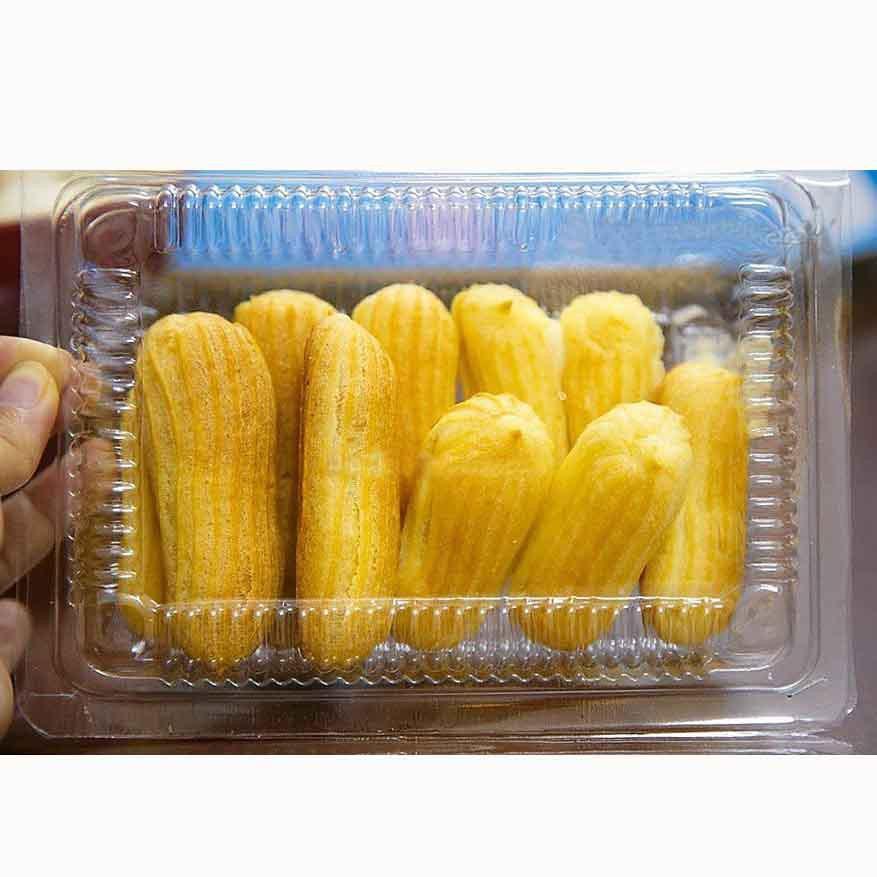 Lốc 50 hộp nhựa đựng bánh bông lan, kem su H04: 16.5 X 8.5 X 7 CM