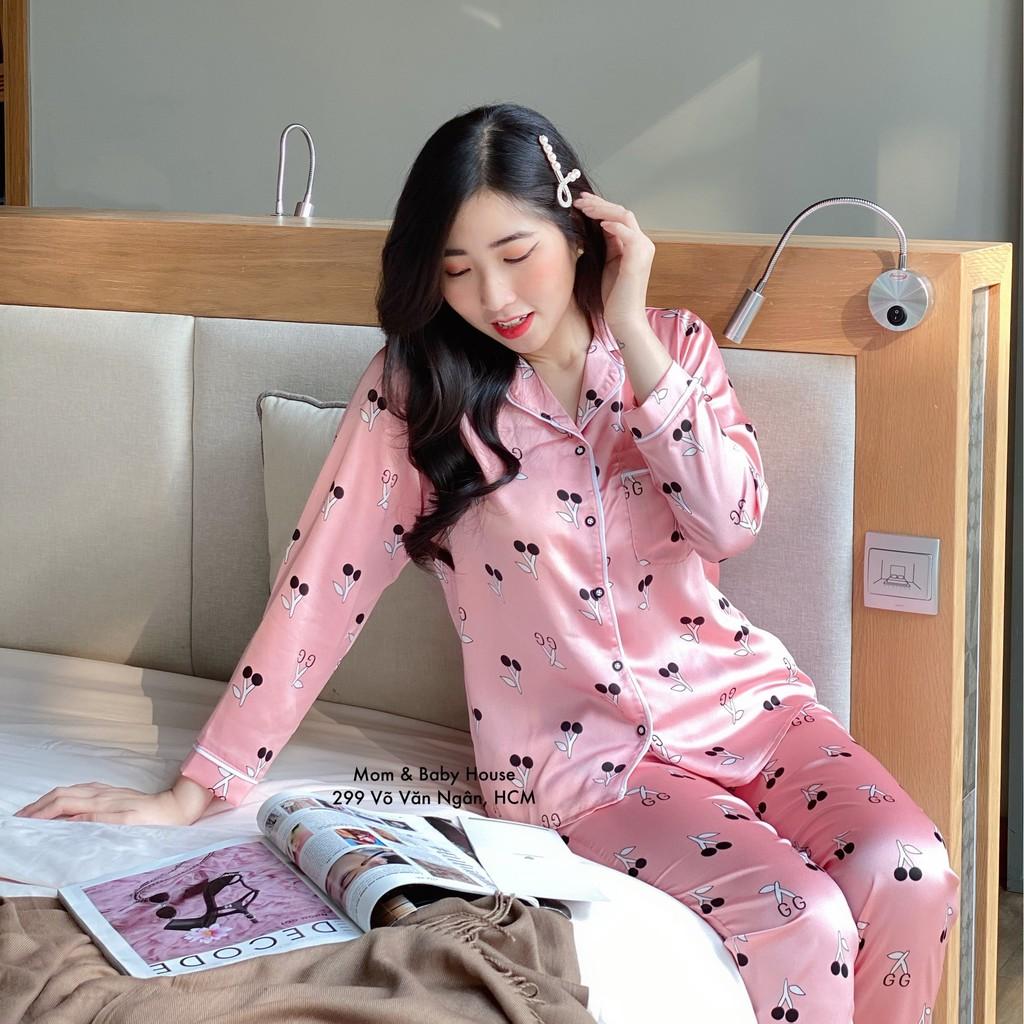 Bộ pijama dài sau sinh họa tiết trẻ trung