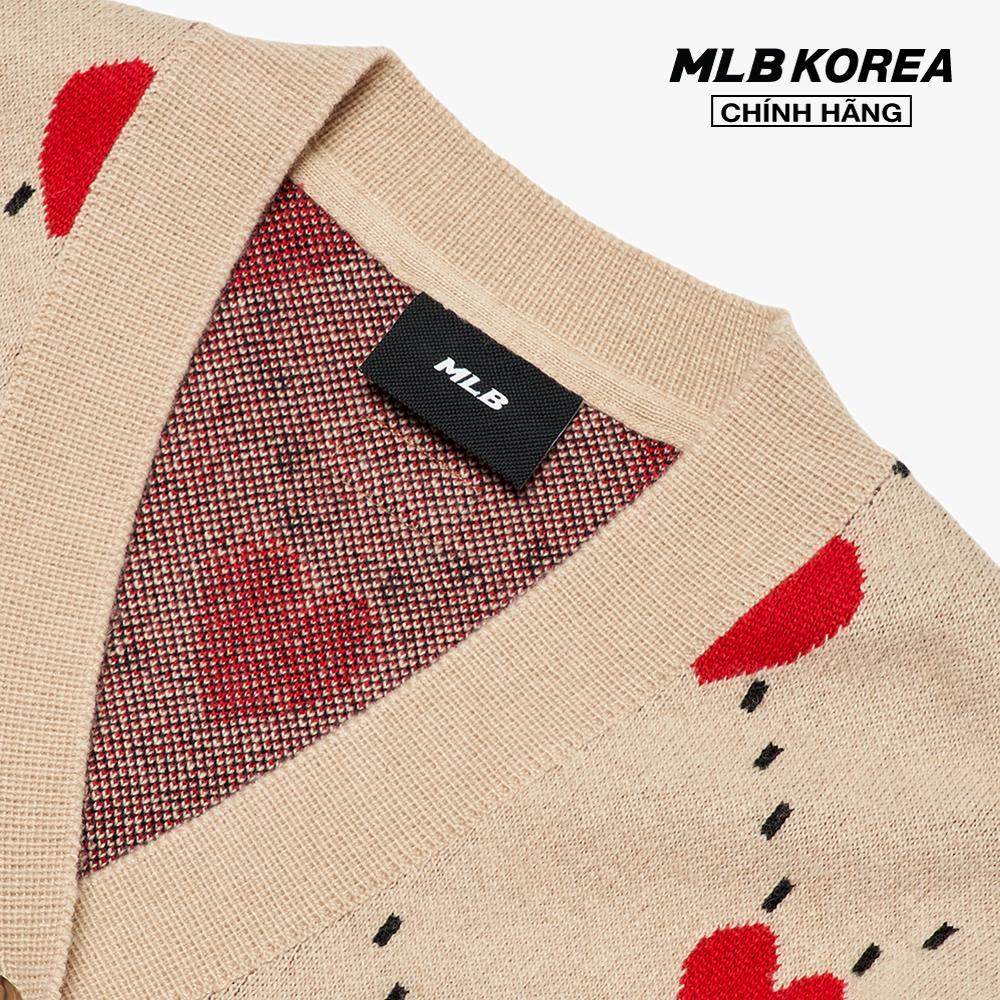 MLB - Áo khoác cardigan nữ cổ V Heart All Over Crop 3FKCH0124