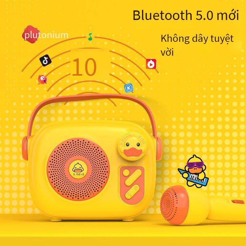 Máy hát karaoke trẻ em phong cách mới nhất micro tích hợp đồ chơi karaoke thông minh âm thanh trẻ em sản phẩm máy búp bê Đài Loan