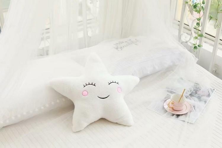 Bắc Âu Trẻ Em Phòng Mầm Non Trang Trí Đám Mây Gối Đệm Nhồi bông Mềm Trăng Sao Cloud Gối Cho Bé Trai Bé Gái Trang Trí Phòng Ngủ