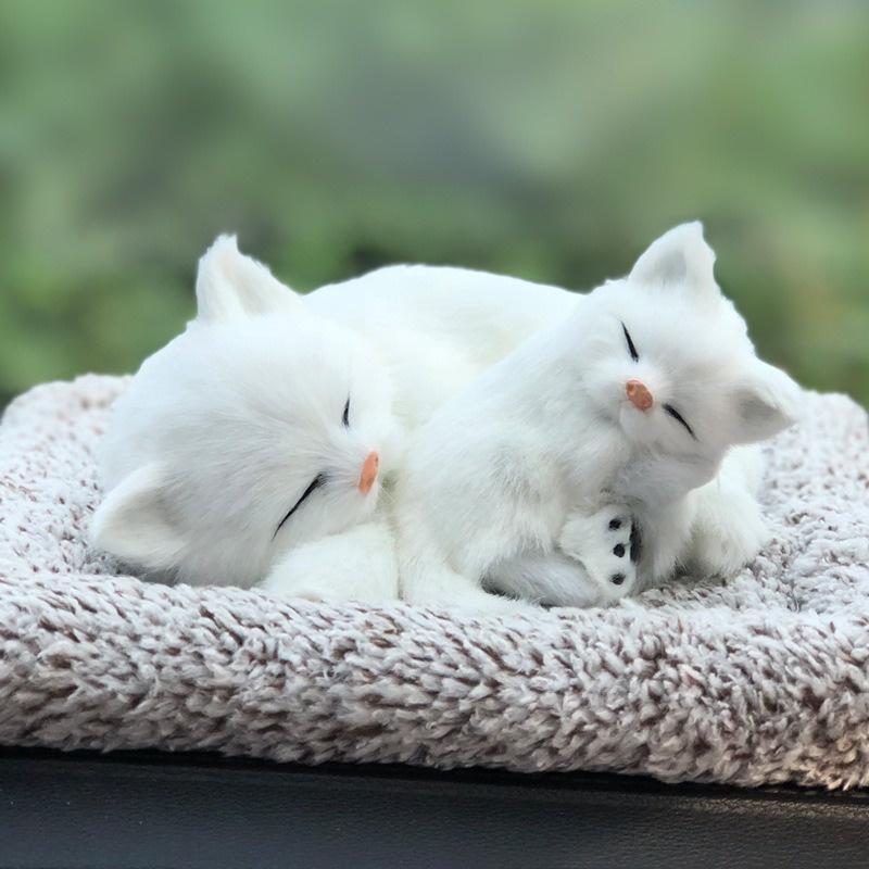 MÈO TRẮNG VÀNG Thú bông GIỐNG THẬT 99% lõi than hoạt tính lọc không khí khử mùi trang trí xe hơi ô tô