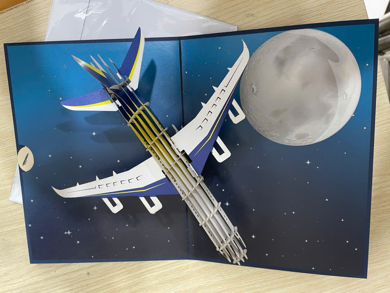H31 -  Thiệp 3D Máy Bay Xanh Bay Trong Đêm Trăng – Pop Up Card Viethands Giftshop