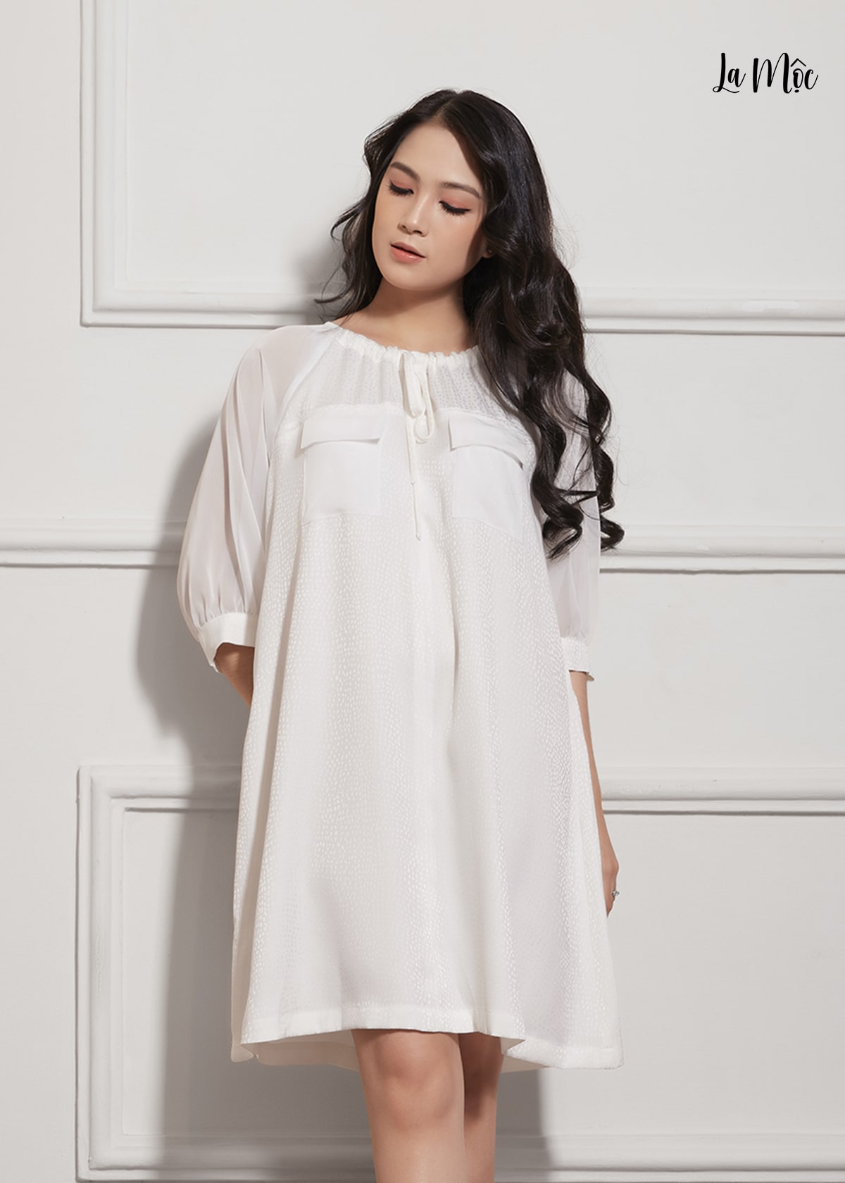 Đầm Babydoll Satin Cổ Tròn Tay Lỡ Maxivic, La Mộc - LM012213