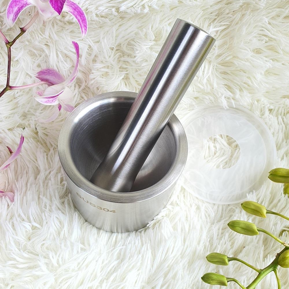 Bộ Chày Cối Inox 304 Hàng Đúc Nguyên Khối, Không Vết Hàn, Có Nắp Đậy, Có Lót Đế - Hàng xuất Đức