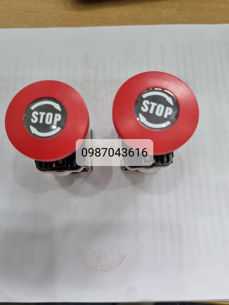 Nút dừng khẩn cấp phi 22 LA39- stop