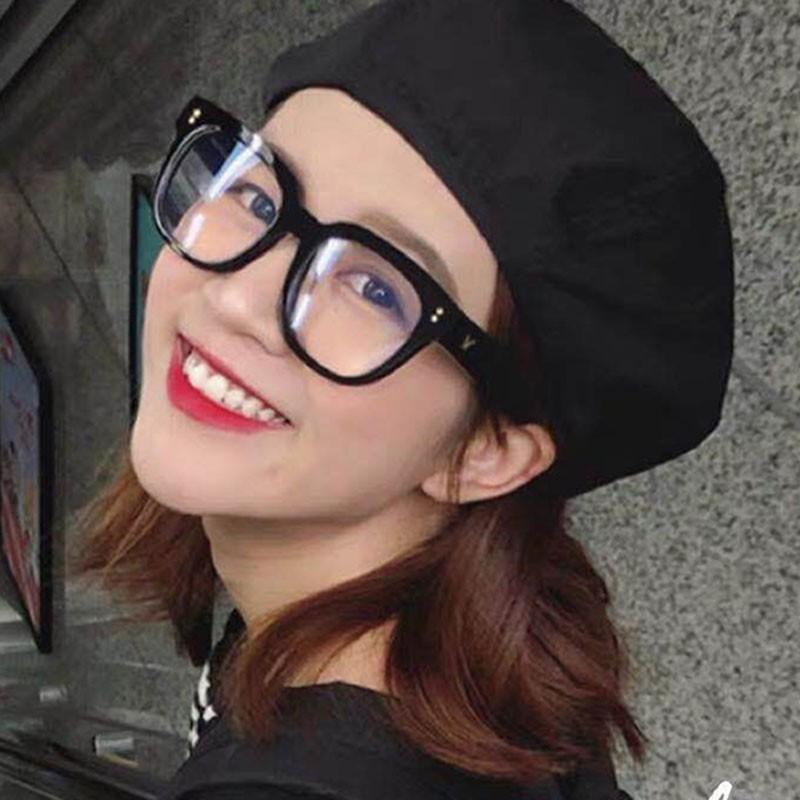 Mắt Kính Gọng Kim Loại Thiết Kế Thời Trang