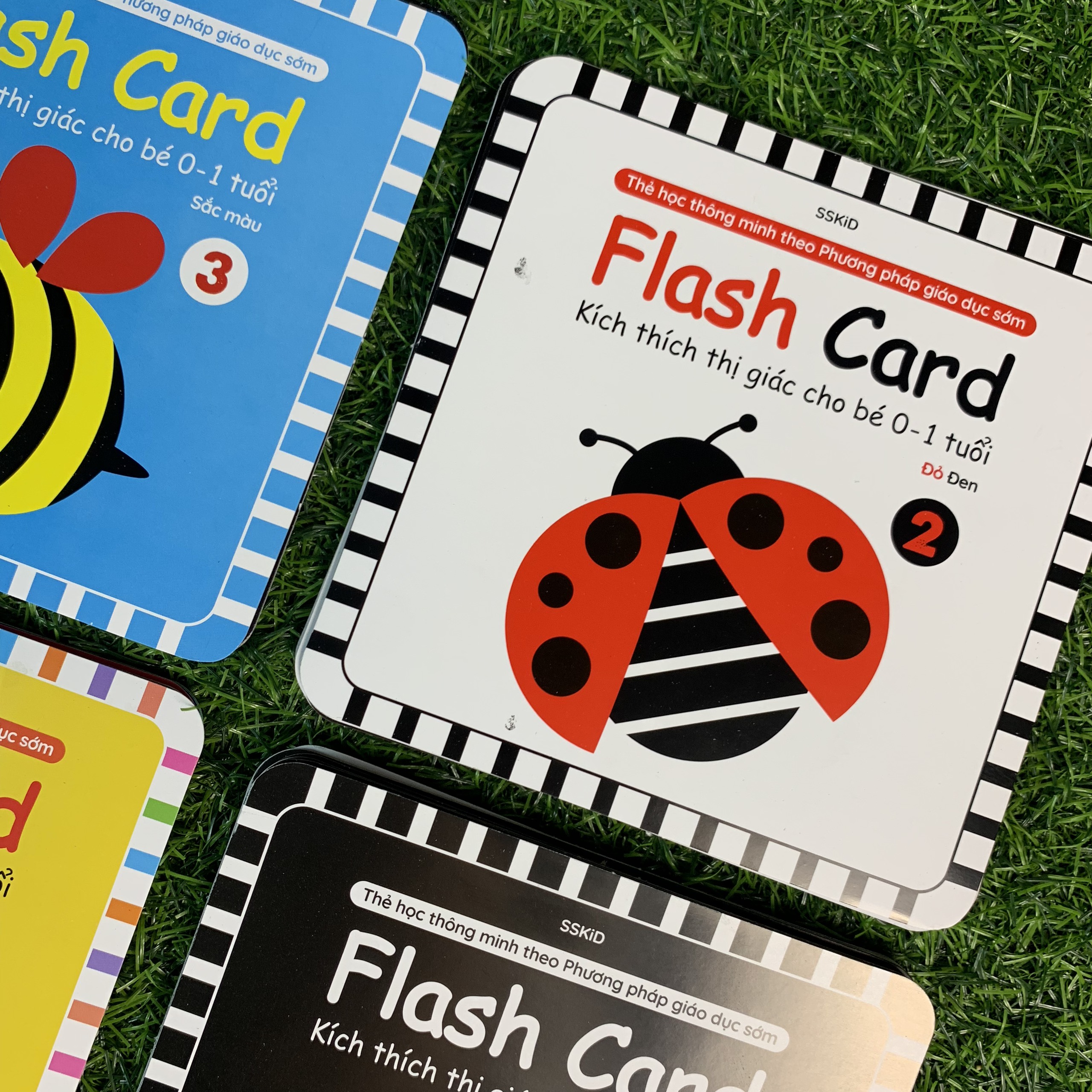 Bộ Thẻ Học Thông Minh Flashcard Kích Thích Thị Giác Cho Bé Từ 0-1 Tuổi Theo Phương Pháp Giáo Dục Sớm Montessori Glen Doman