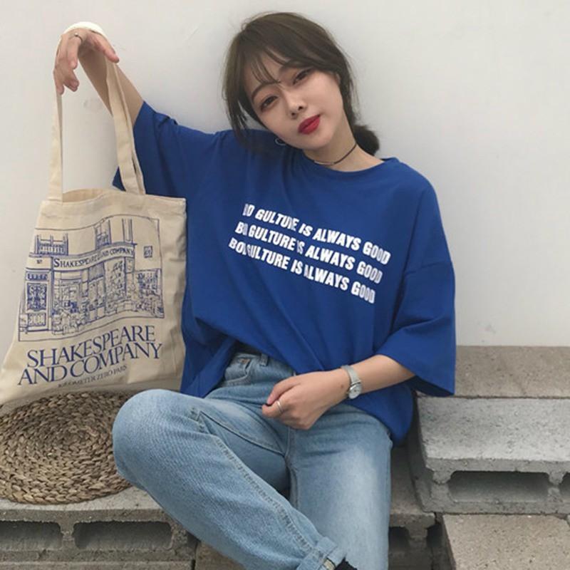 Áo thun nữ cổ tròn ngắn tay in chữ