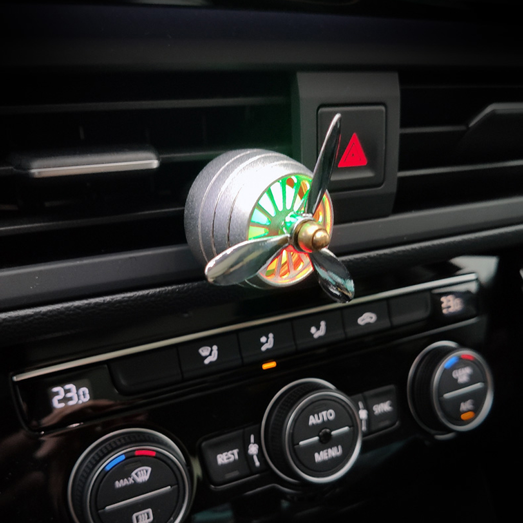 Quạt Sáp Thơm Ô Tô Cài Cửa Gió Điều Hòa Có Đèn Led VERSION 1 – Tặng Kèm Sáp Thơm