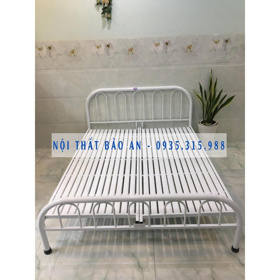 Giường sắt dáng U đơn giản 1M4X2m
