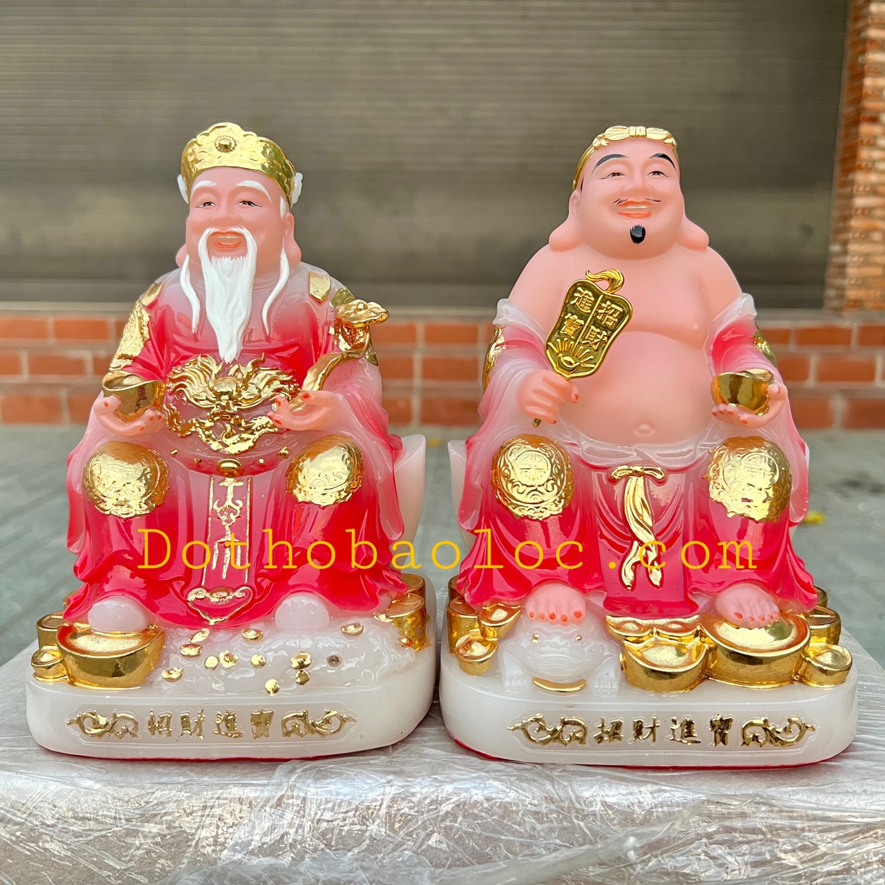 Tượng Thần tài Thổ Địa đế đá nhập khẩu cao cấp cao 20 cm – Đỏ ngọc bích