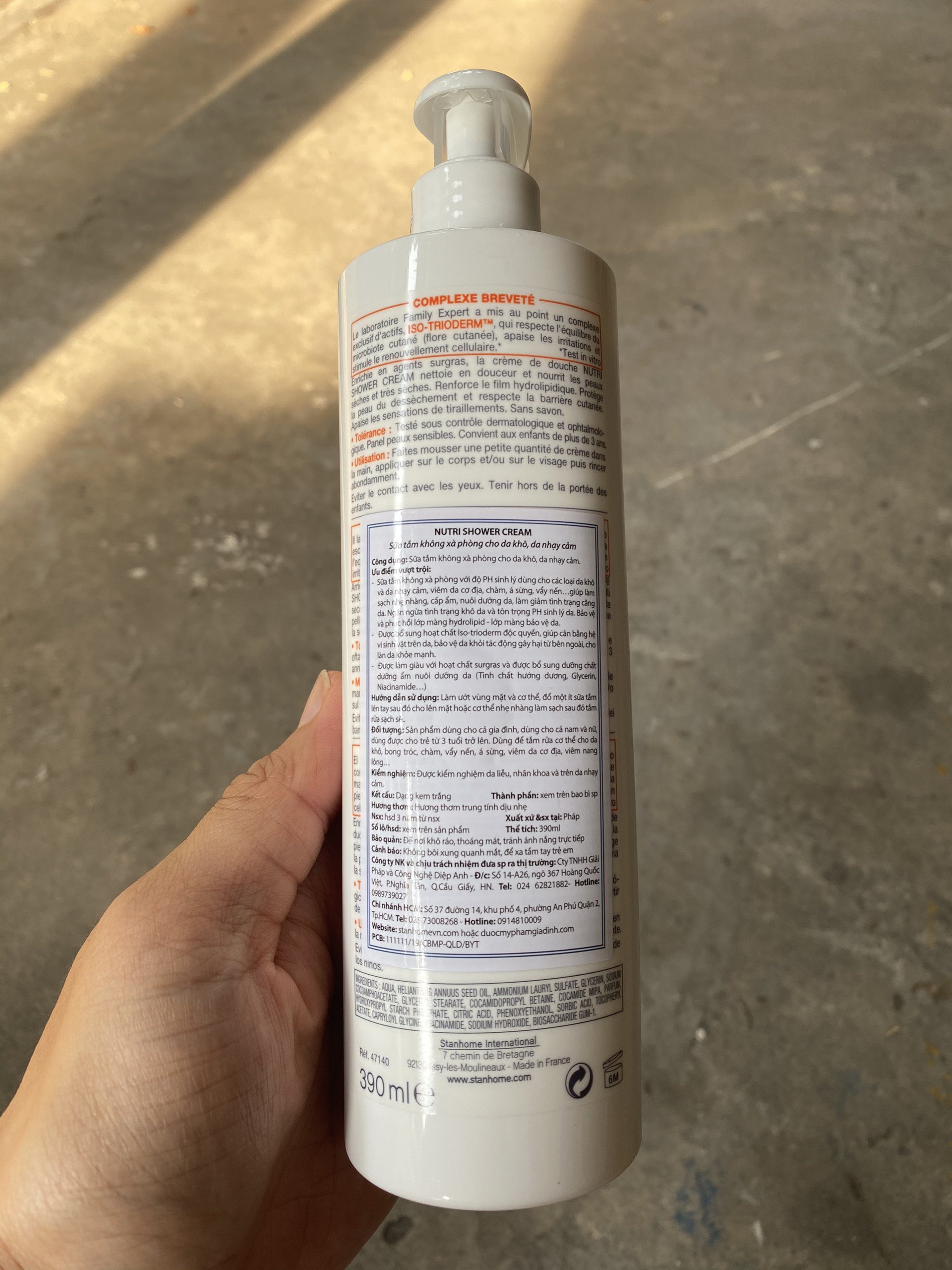 Sữa tắm STANHOME FAMILY EXPERT Nutri Shower Cream 390ml - dành cho da khô, nhạy cảm, kích ứng