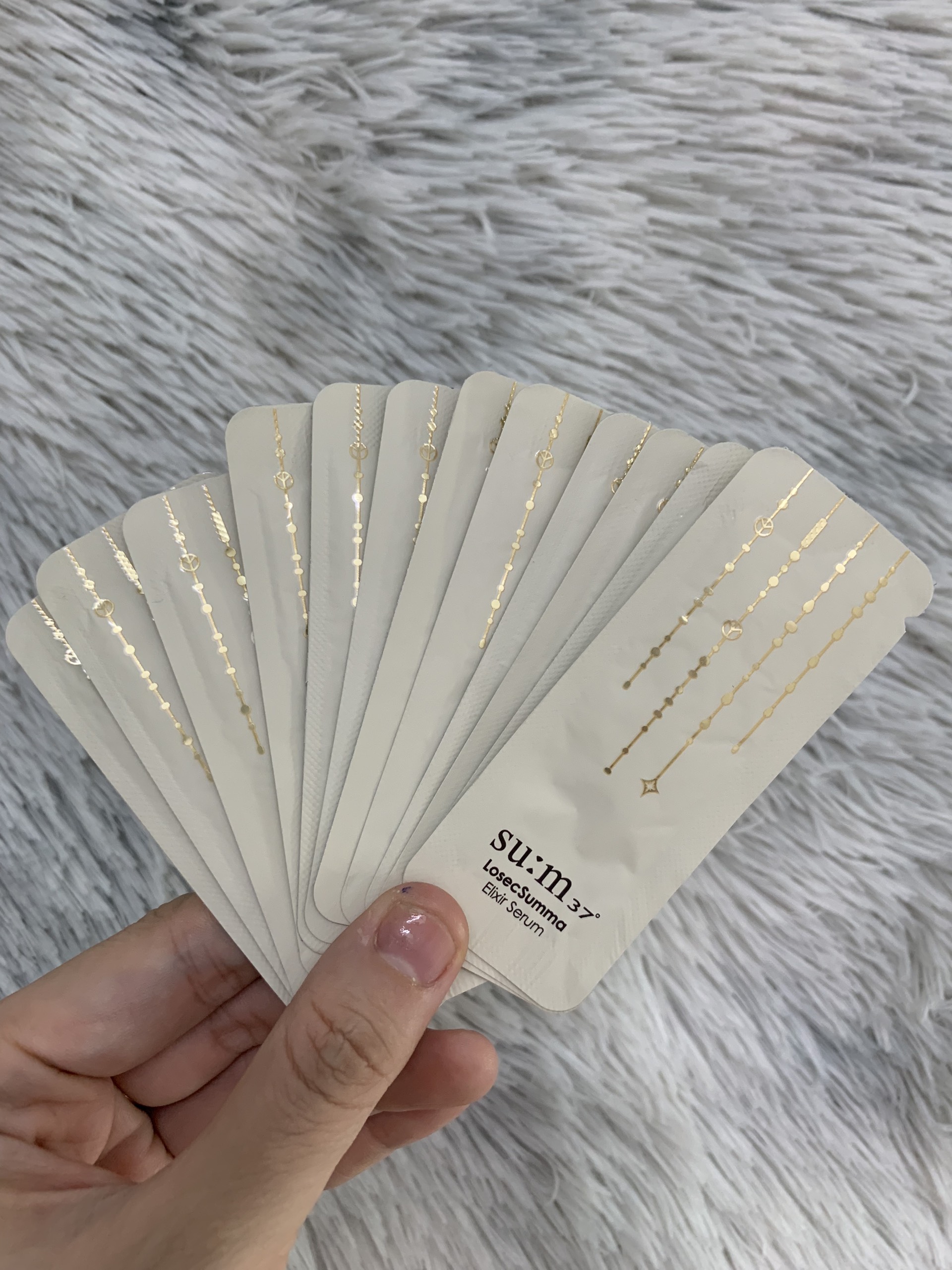 Combo 30 gói tinh chất tái sinh da Su:m37 Losec Summa Elixir Serum 1ml