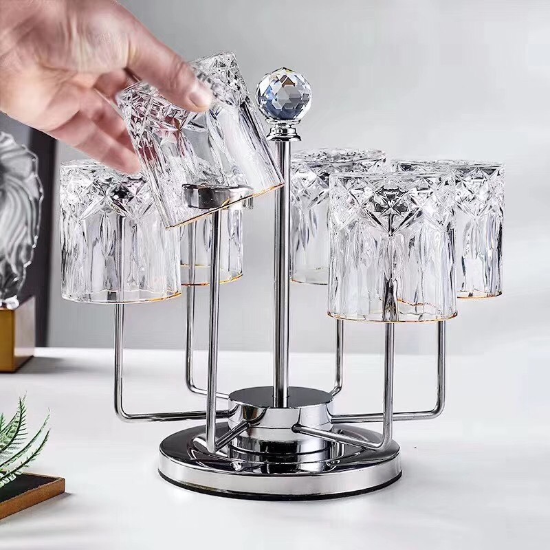 Giá úp các loại cốc inox bạc tay cầm kim cương xoay 360 độ